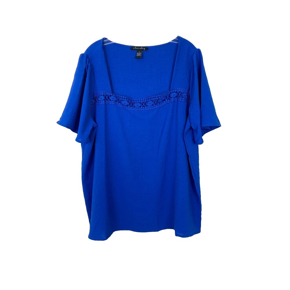 A Love Story Woman's Short Sleeve Top Size 1X Blue Crochet Trim